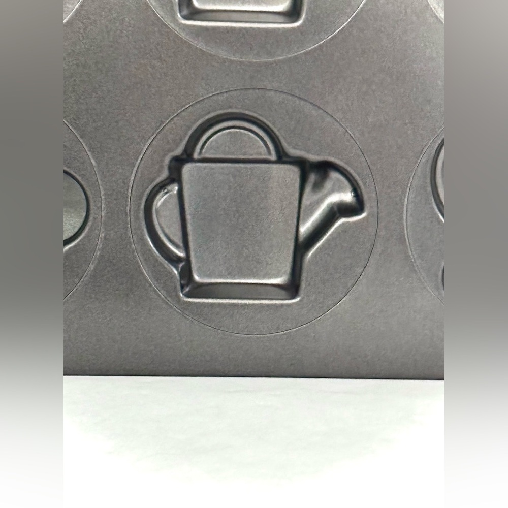 Spring & Easter Mold Pan - Picture 6 of 16